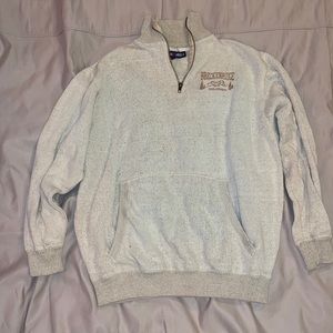 BASIXODAMERICA, size medium. cute little jumper
